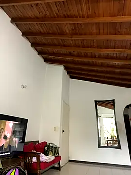 Paulina-Wells online show from 5, 10, 2025