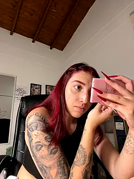 Paulina-Wells online show from 31, 10, 2025