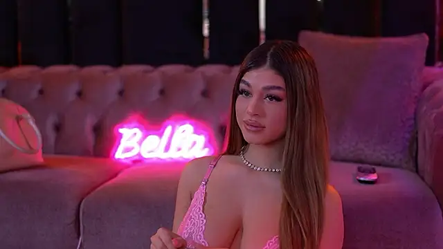 BellaNoirre online show from 2, 2, 2026