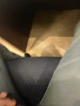 Snapshot of hotboy43339 chatting on 23, 10, 2025 hotboy43339 online show from 23, 10, 2025