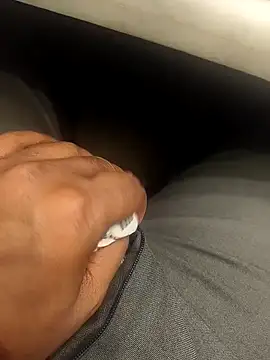 Snapshot of hotboy43339 chatting on 11, 2, 2026 hotboy43339 online show from 11, 2, 2026