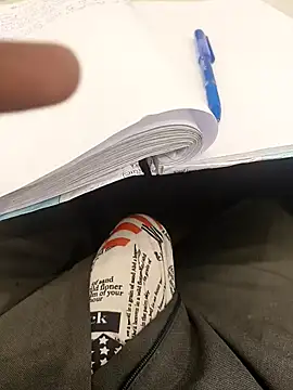 Snapshot of hotboy43339 chatting on 28, 10, 2025 hotboy43339 online show from 28, 10, 2025