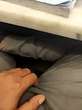 Snapshot of hotboy43339 chatting on 20, 2, 2026 hotboy43339 online show from 20, 2, 2026