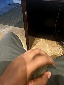 Snapshot of hotboy43339 chatting on 5, 10, 2025 hotboy43339 online show from 5, 10, 2025