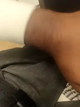 Snapshot of hotboy43339 chatting on 12, 2, 2026 hotboy43339 online show from 12, 2, 2026