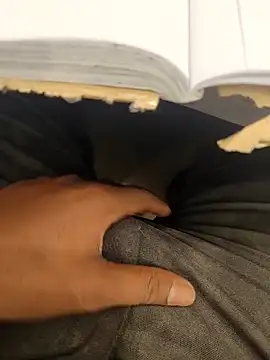 Snapshot of hotboy43339 chatting on 13, 10, 2025 hotboy43339 online show from 13, 10, 2025