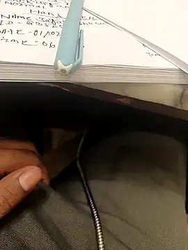 Snapshot of hotboy43339 chatting on 5, 2, 2026 hotboy43339 online show from 5, 2, 2026