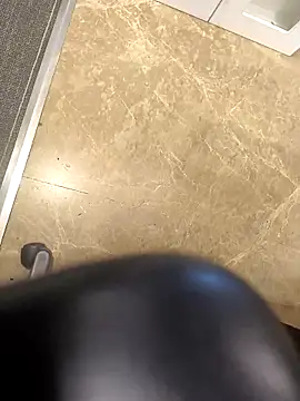 Snapshot of hotboy43339 chatting on 2, 3, 2026 hotboy43339 online show from 2, 3, 2026