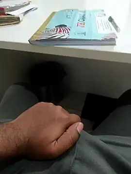 Snapshot of hotboy43339 chatting on 19, 2, 2026 hotboy43339 online show from 19, 2, 2026