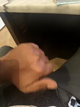 Snapshot of hotboy43339 chatting on 30, 11, 2025 hotboy43339 online show from 30, 11, 2025