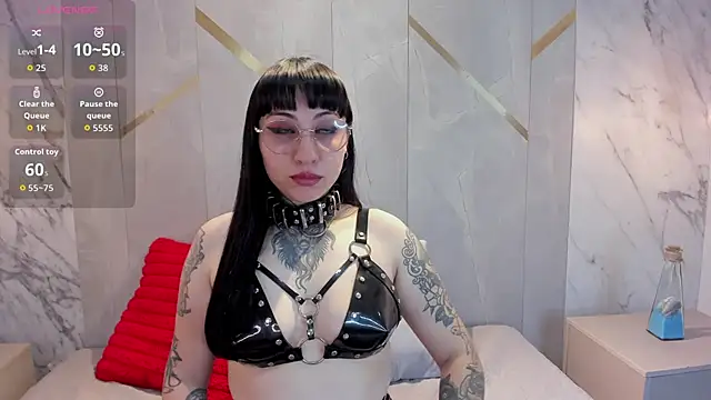 Ravenna666  online show from 27, 11, 2025