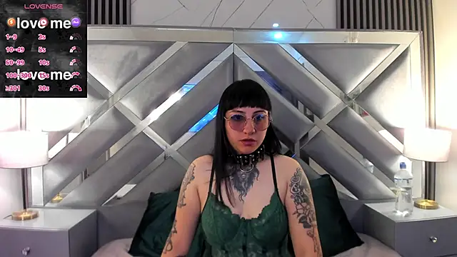 Ravenna666  online show from 12, 2, 2026