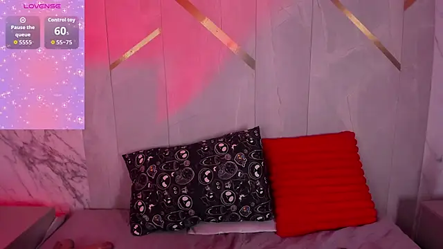 Ravenna666  online show from 14, 12, 2025