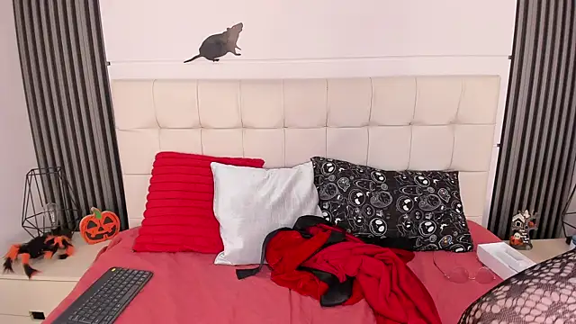 Ravenna666  online show from 26, 10, 2025