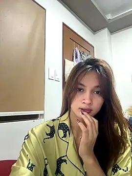 LanySylvia online show from 7, 11, 2025