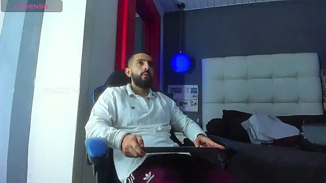 Yiyo10  online show from 23, 2, 2026