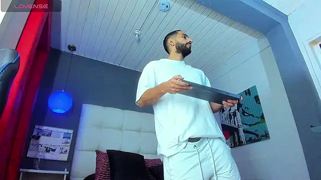 Yiyo10  online show from 20, 3, 2026