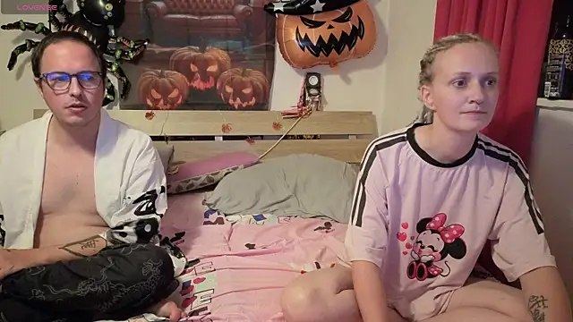 lisa yummi online show from 22, 10, 2025