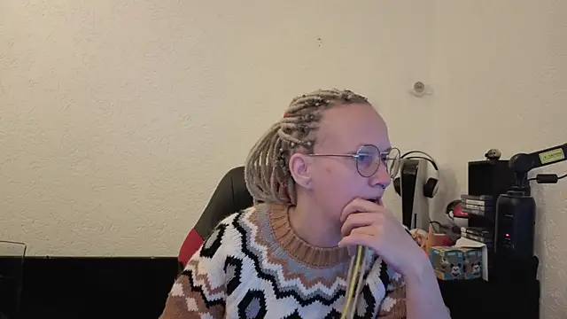 lisa yummi online show from 16, 4, 2026