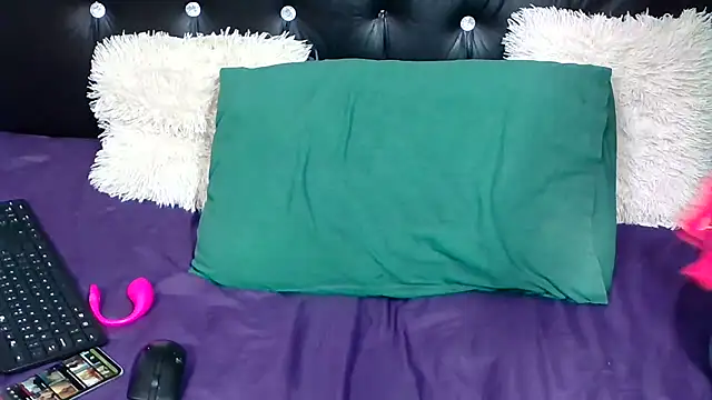 Wild RoseXX online show from 23, 9, 2025