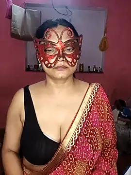 Snapshot of MEERAcle chatting on 3, 7, 2026 MEERAcle online show from 3, 7, 2026