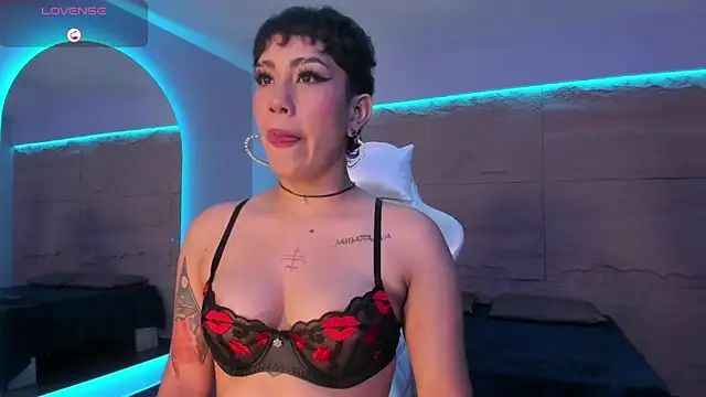 ZahaRose online show from 25, 9, 2025