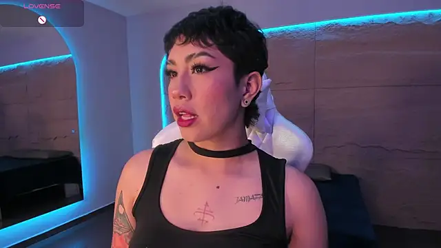 ZahaRose online show from 13, 9, 2025