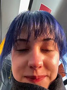 Only April online show from 7, 3, 2026