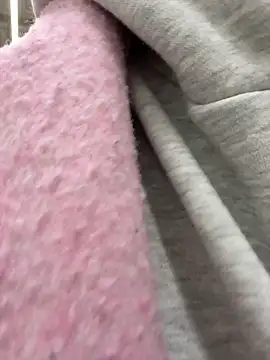 Only April online show from 10, 11, 2025