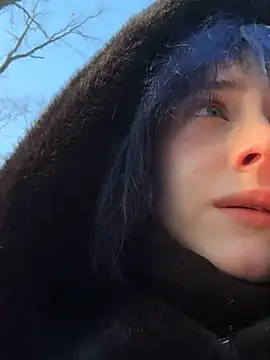 Only April online show from 6, 2, 2026