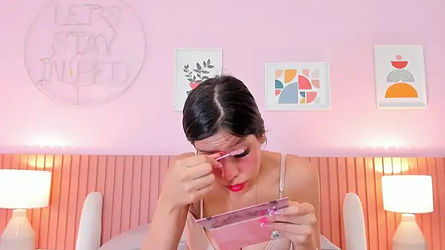 catalina jolie online show from 17, 11, 2025