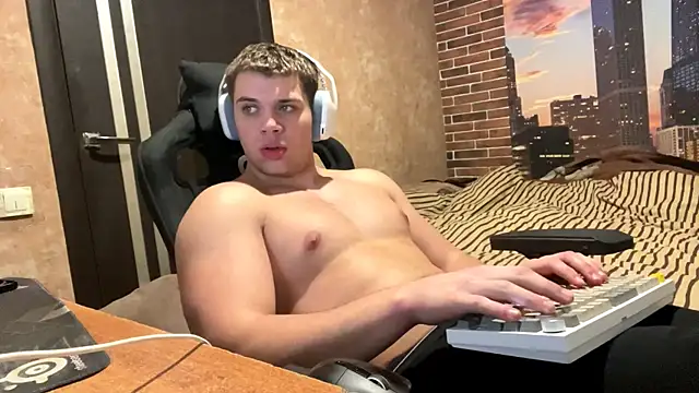 MusclePhantom online show from 9, 2, 2026