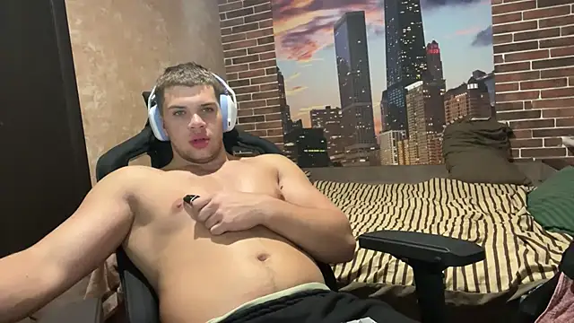 MusclePhantom online show from 25, 10, 2025