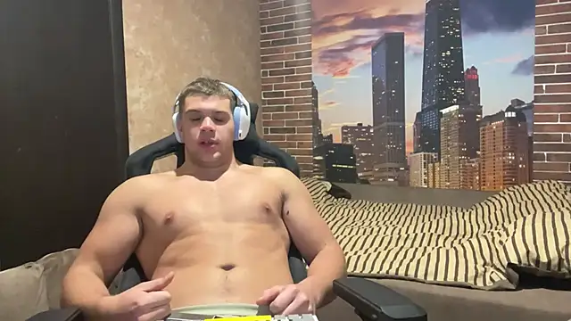 MusclePhantom online show from 24, 10, 2025