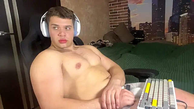 MusclePhantom online show from 3, 4, 2026