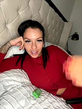 BELLABLACKXUK online show from 9, 11, 2025