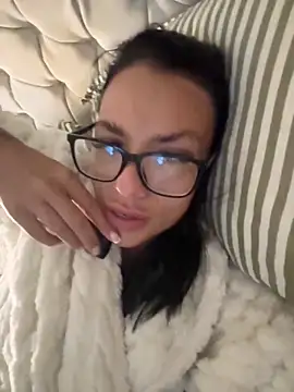 BELLABLACKXUK online show from 5, 10, 2025