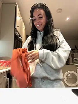 BELLABLACKXUK online show from 24, 9, 2025