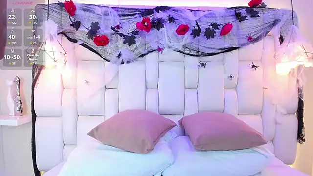 Snapshot of HannaPotther chatting on 29, 10, 2025 HannaPotther online show from 29, 10, 2025