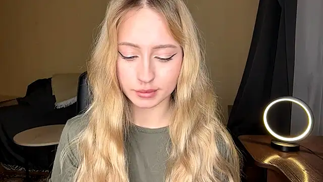 Jetta Corsacami online show from 25, 11, 2025