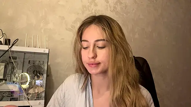 Jetta Corsacami online show from 29, 11, 2025