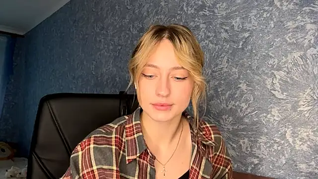 Jetta Corsacami online show from 5, 10, 2025