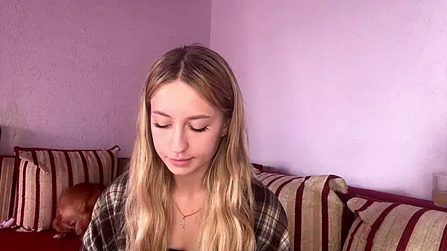 Jetta Corsacami online show from 15, 9, 2025