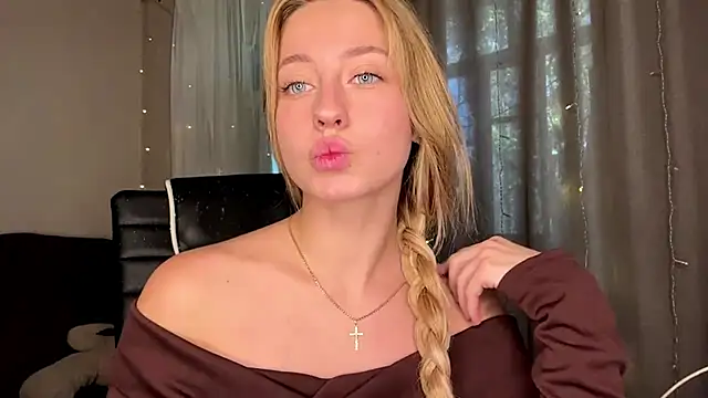 Jetta Corsacami online show from 27, 9, 2025