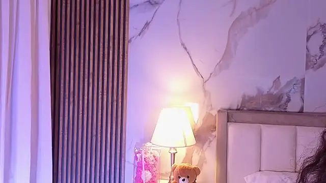 Snapshot of LunaRosse_ chatting on 19, 1, 2026 LunaRosse online show from 19, 1, 2026