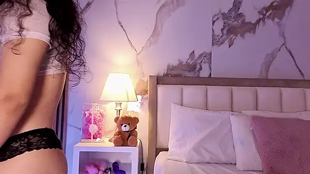 LunaRosse  online show from 7, 1, 2026