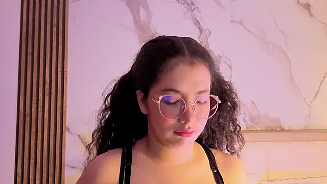 LunaRosse  online show from 3, 11, 2025