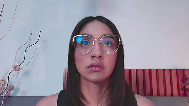 IvyJhons online show from 19, 9, 2025