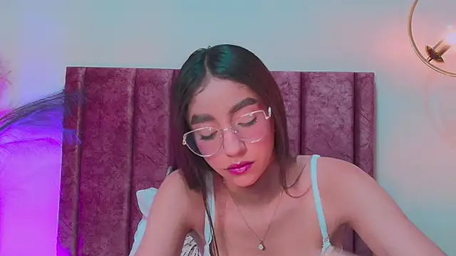 IvyJhons online show from 14, 11, 2025