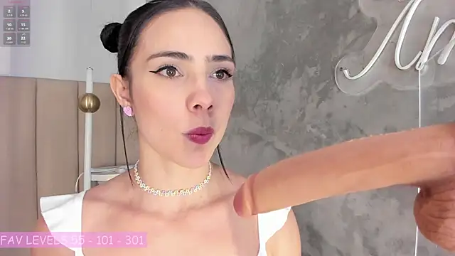 miamonroee  online show from 23, 9, 2025